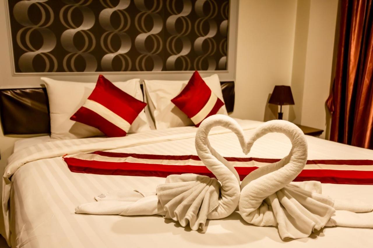 Honey Boutique Hotel Pattaya Buitenkant foto