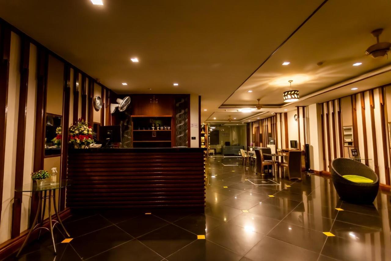 Honey Boutique Hotel Pattaya Buitenkant foto