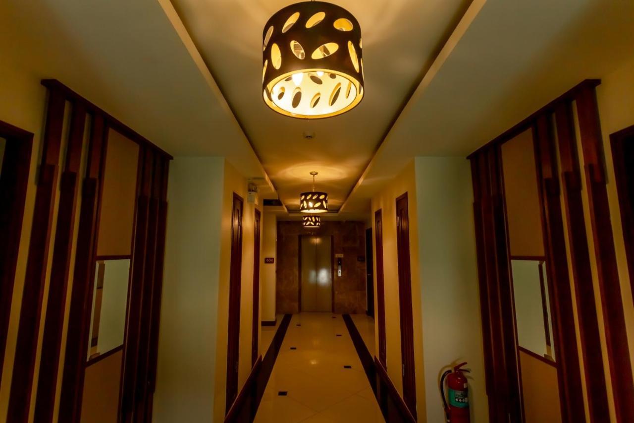 Honey Boutique Hotel Pattaya Buitenkant foto